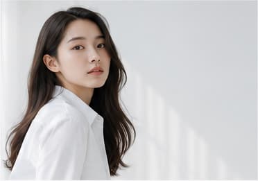 밝은 자연광 아래 촬영한 여성 프로필